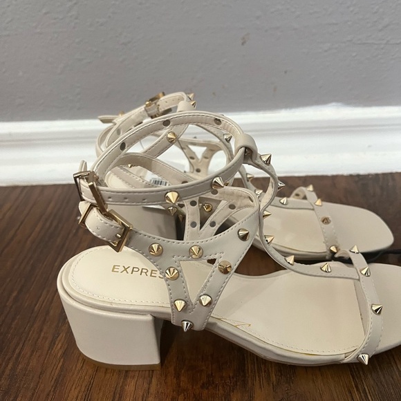 Express sandal size 6 - Picture 3 of 5